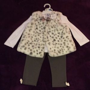 Little me 3 piece set size 24 months.